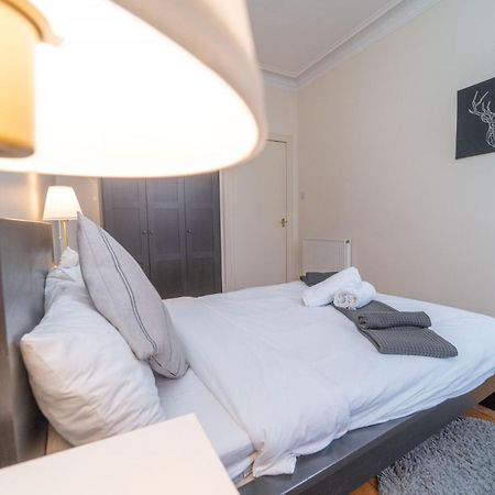Large City Corner Apartment Эдинбург Экстерьер фото